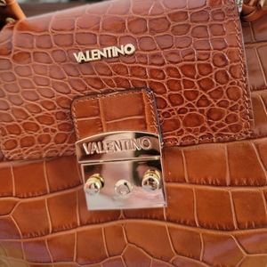 Valentino 💯💢💥large bag